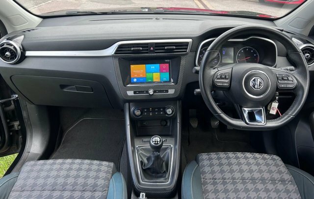 MG ZS Zs 1.0 T-gdi Exclusive Orange #10