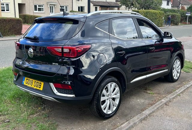 MG ZS 1.5 Vti-tech Excite Suv Black #5