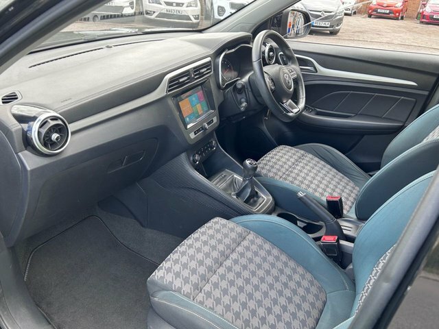 MG ZS Zs 1.0 T-gdi Exclusive Orange #11