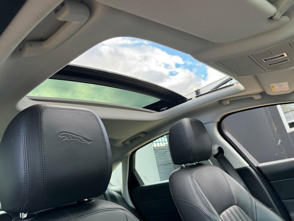 Jaguar XF White #38