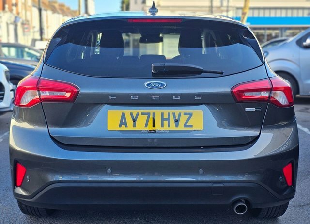 Ford Focus 1.0T Ecoboost Mhev Titanium Edition Hatchback AY71HVZ Grey #6