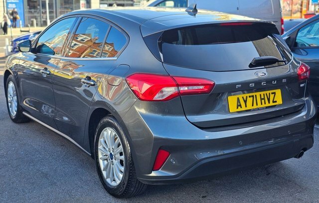 Ford Focus 1.0T Ecoboost Mhev Titanium Edition Hatchback AY71HVZ Grey #5