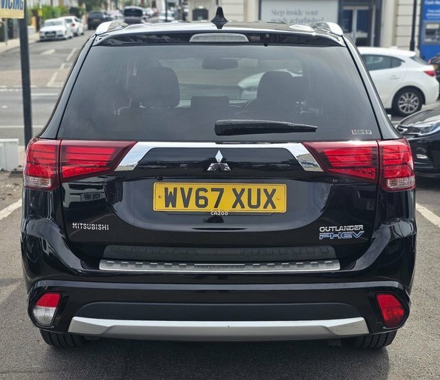 Mitsubishi Outlander 2.0H 12Kwh 4H Suv Plug-in Hyb Black #6