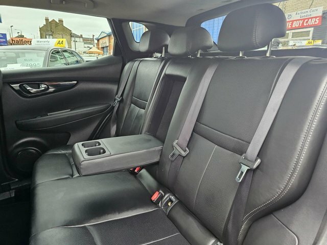 Nissan Qashqai N-tec White #21