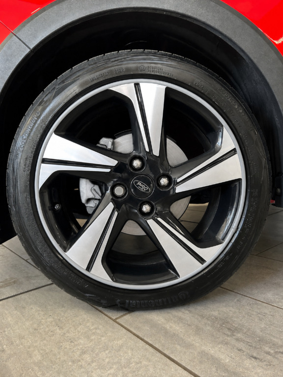 Ford Fiesta Titanium Silver #5