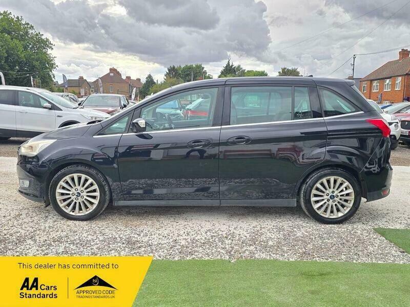 Ford Grand C-Max 1.5 Tdci Titanium Euro Black #5