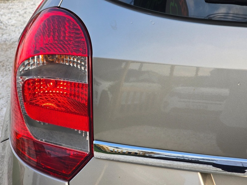 Renault Grand Modus Dynamique Red #20