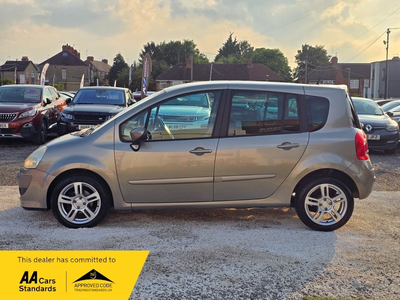 Renault Grand Modus 1.5 Dci Dynamique Euro Beige #4