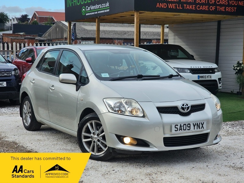 Toyota Auris 1.6 V-matic Tr Silver