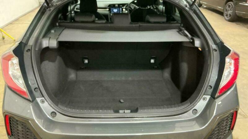 Honda Civic 2018 18 1.0 Silver #11