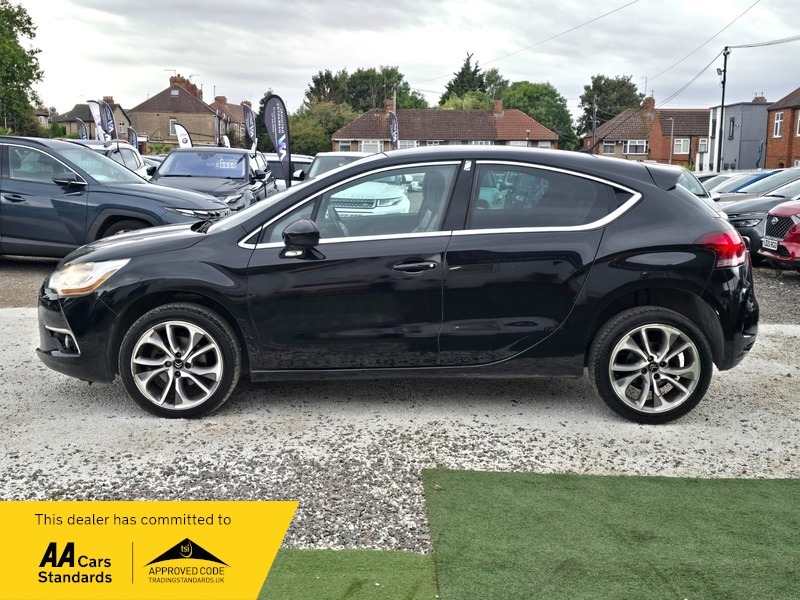 Citroen DS4 1.6 Bluehdi Dstyle Nav Black #4
