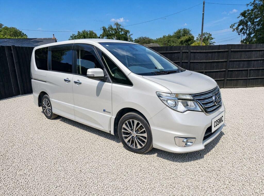 Nissan Serena Hybrid Highway Star Carplay White #4