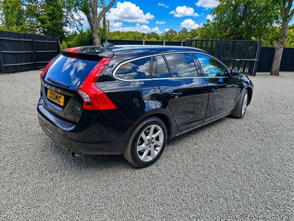 Volvo V60 1.6 T3 Se Nav Powershift Euro 5 Black #6