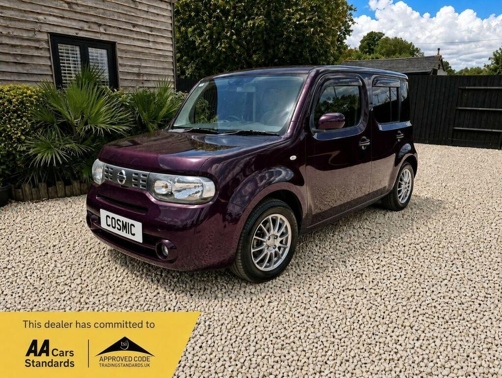 Nissan Cube 1.5 Automatic-carplay Purple