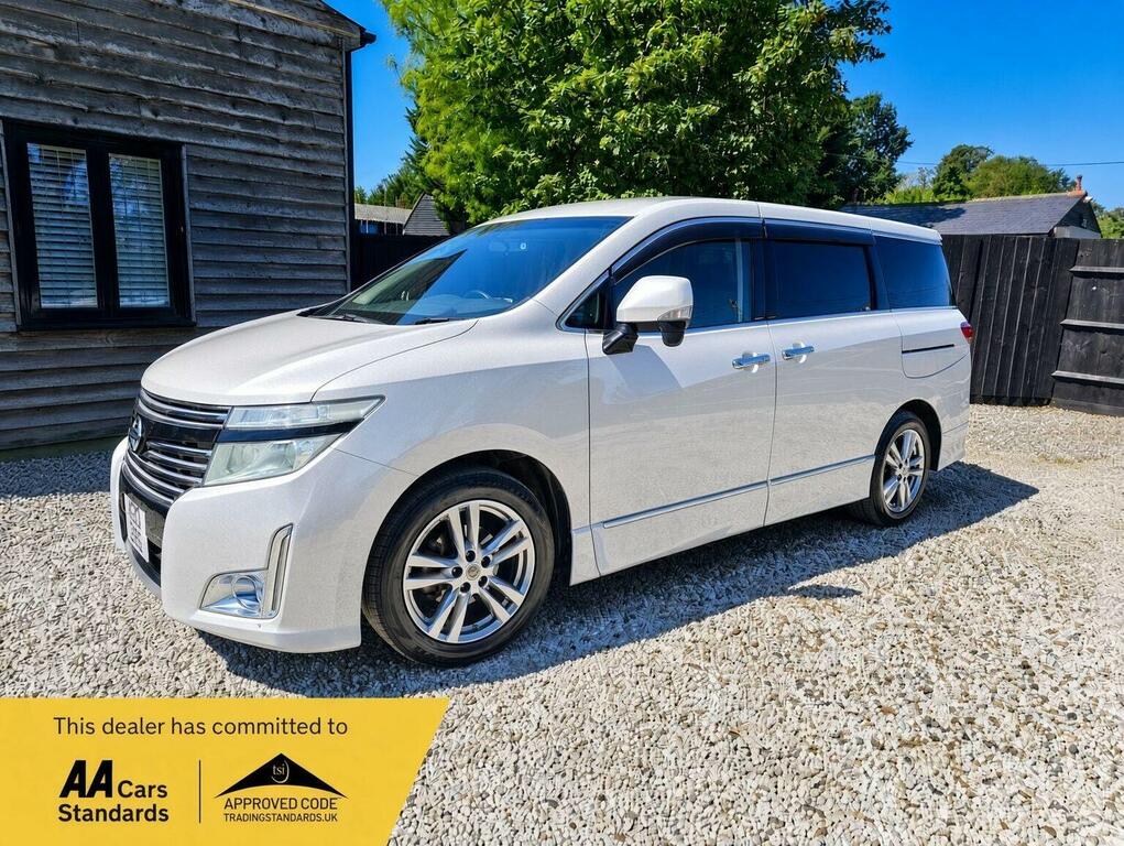 Nissan Elgrand 2.5 7 Seats Appleandroid Carplay White