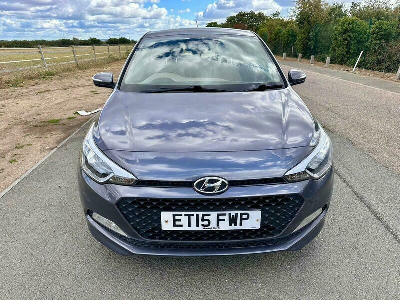 Hyundai I20 1.2 Blue Drive Se Grey #2