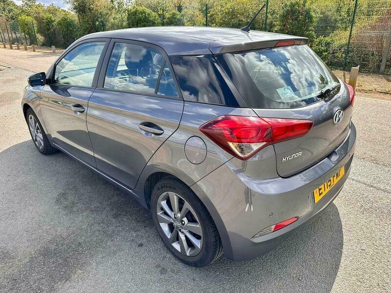 Hyundai I20 1.2 Blue Drive Se Grey #4