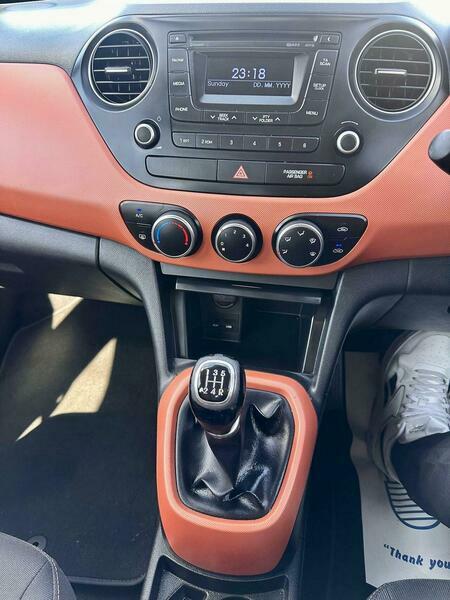 Hyundai I10 Hatchback White #9