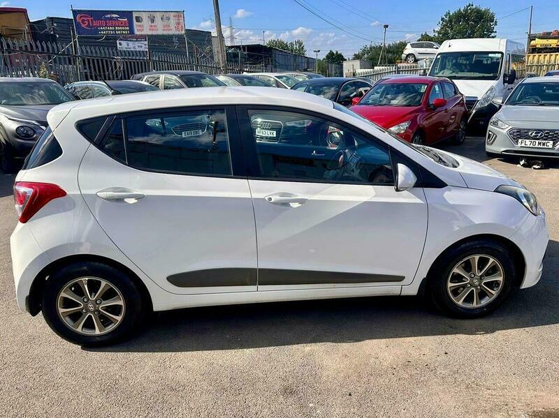 Hyundai I10 Hatchback White #7