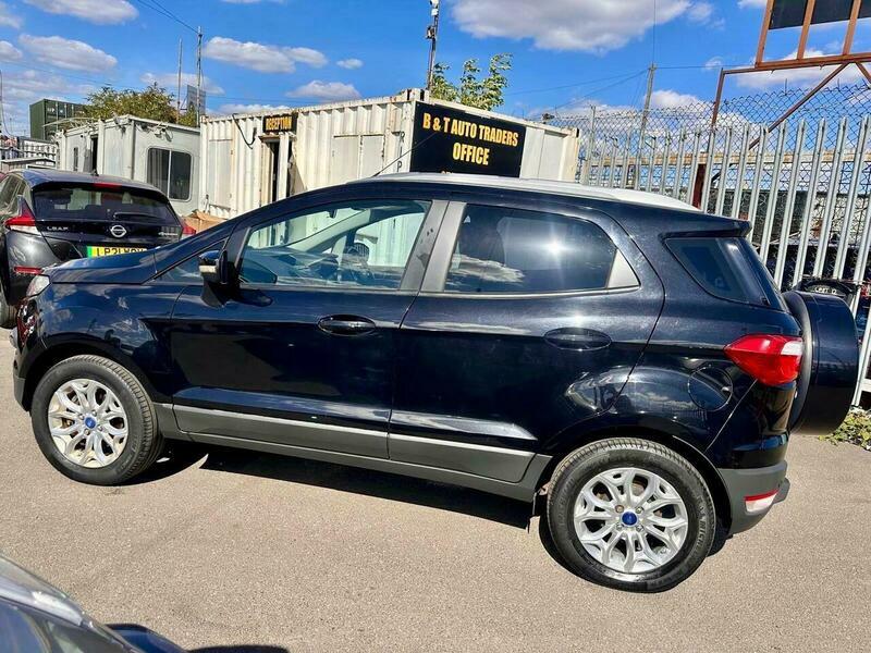 Ford Ecosport Titanium White #11