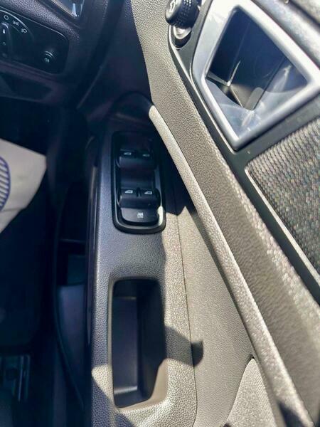 Ford Ecosport Titanium White #16