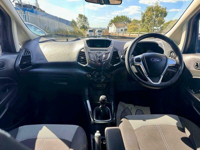 Ford Ecosport Titanium White #19