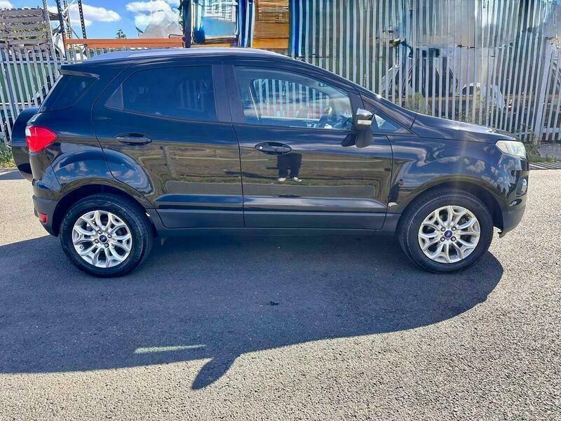 Ford Ecosport Titanium White #10