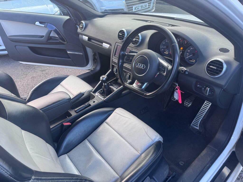 Audi S3 Hatchback 2.0 Tfsi Black Edition Quattro Euro 5 Black #16