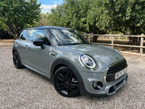Mini Hatch 2020 70 1.5 Grey