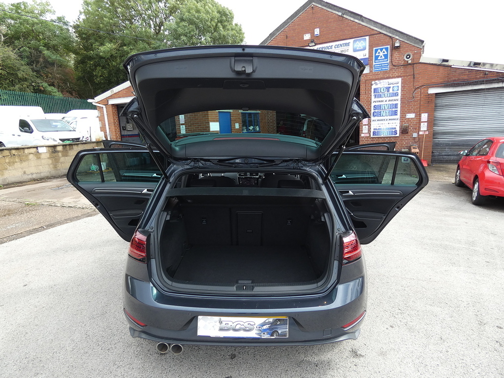 Volkswagen Golf 2.0Tdi Bluemotion Tech Gtd Full History Rea YY67VKV Blue #2
