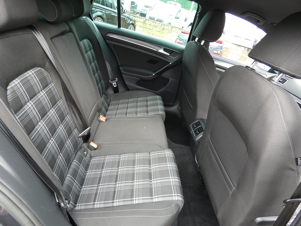 Volkswagen Golf 2.0Tdi Bluemotion Tech Gtd Full History Rea YY67VKV Blue #6