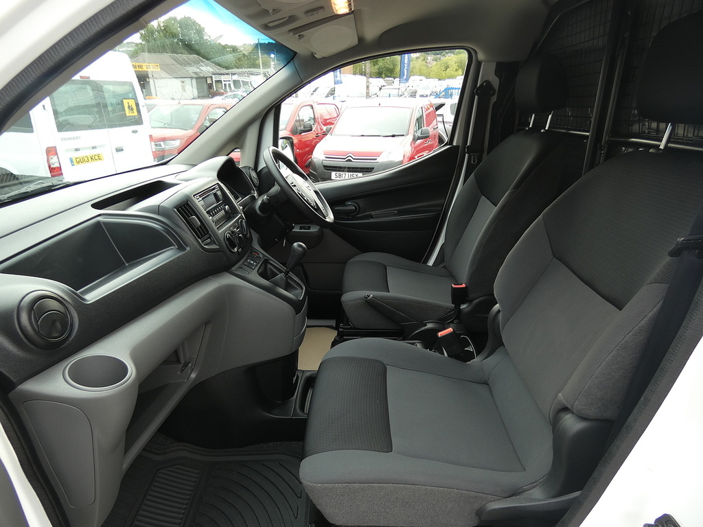 Nissan NV200 1.5Dci Se Swb Mega Low Miles No Vat U5303 White #6