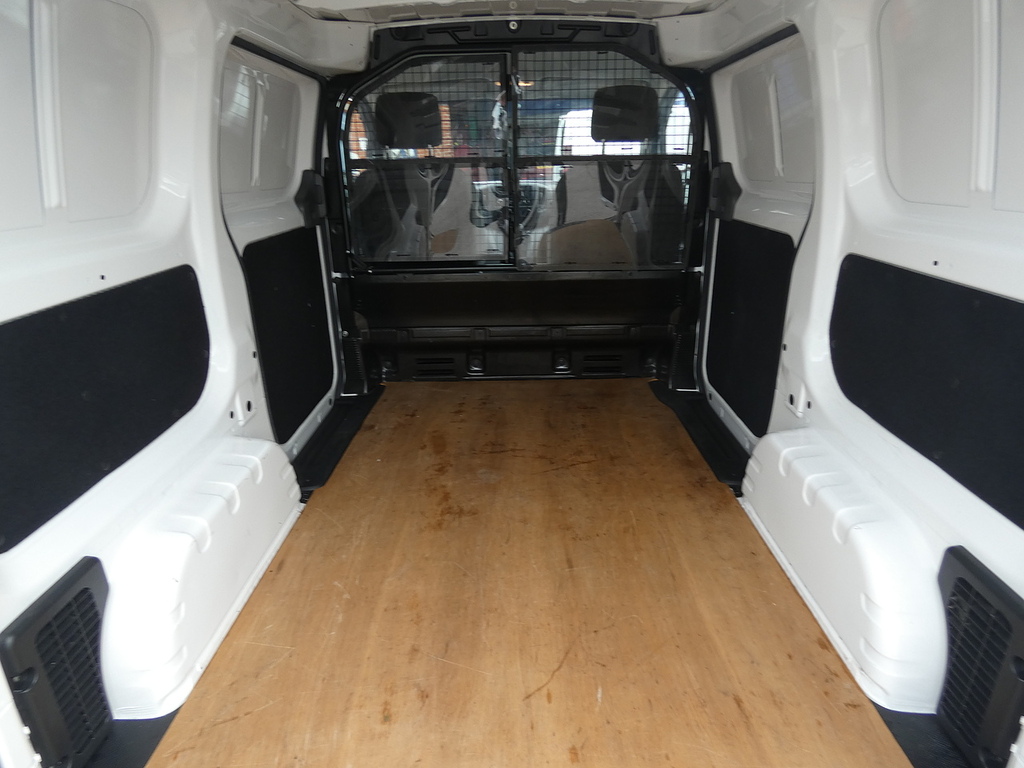 Nissan NV200 1.5Dci Se Swb Mega Low Miles No Vat U5303 White #2