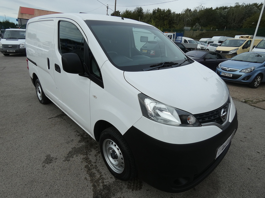 Nissan NV200 Panel Van White #9