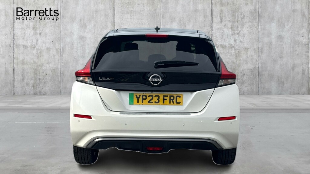 Nissan Leaf 59Kwh E Tekna YP23FRC White #4
