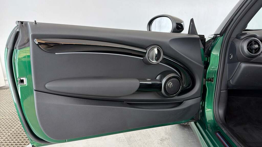 Mini Convertible Cooper S Exclusive Black #24