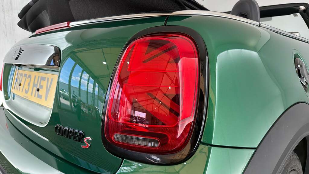 Mini Convertible Cooper S Exclusive Black #22
