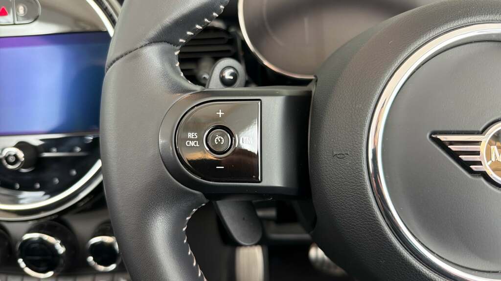 Mini Convertible Cooper S Exclusive Black #17