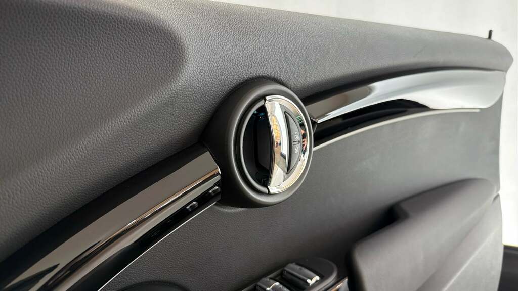 Mini Convertible Cooper S Exclusive Black #20