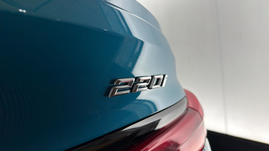 BMW 2 Series 216D Se Black #28