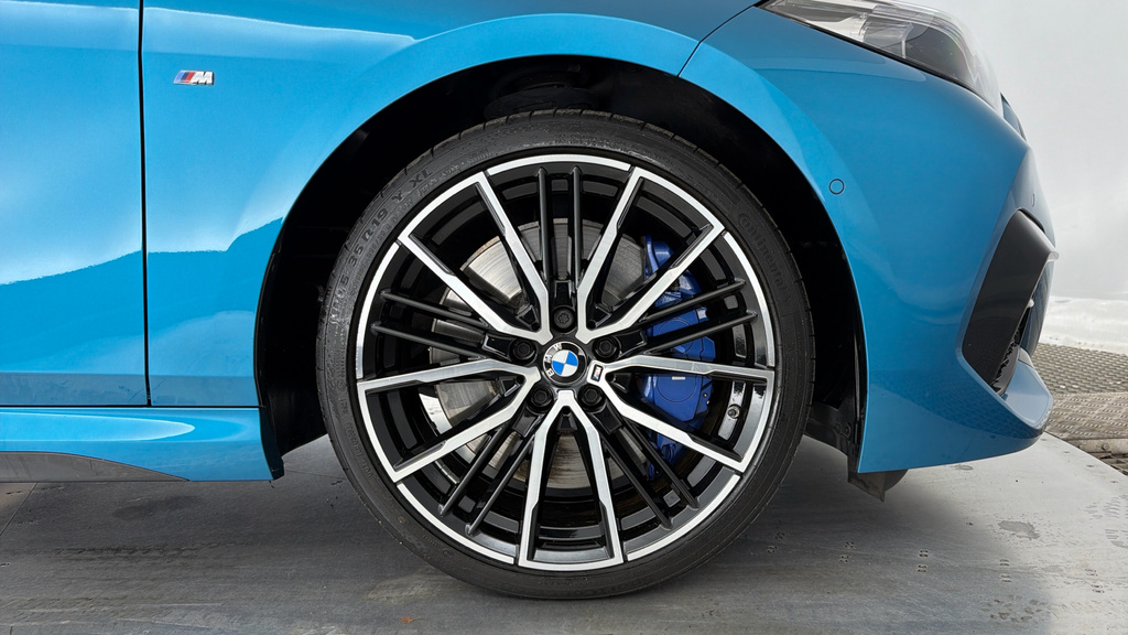 BMW 2 Series 216D Se Black #14