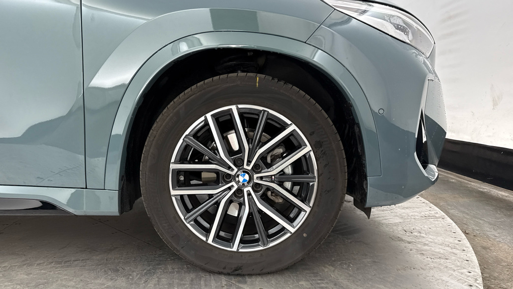 BMW iX1 Suv White #14