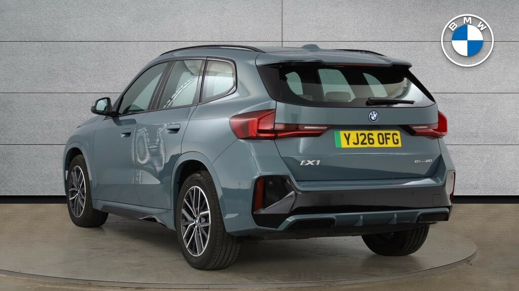 BMW iX1 20 66.5Kwh M Sport Suv Edrive 1 Green #2