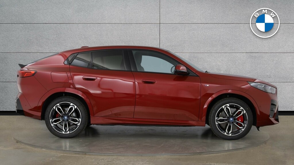 BMW iX2 20 66.5Kwh M Sport Suv Edrive 1 Red #3