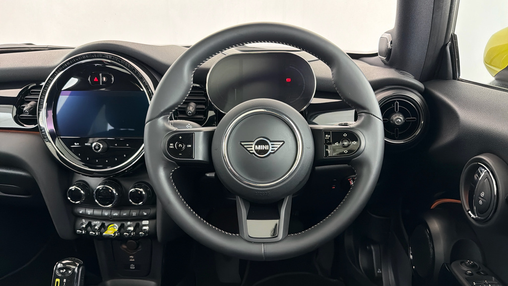 Mini Hatch Cooper Se 32.6Kwh Level 3 Hatchback A RV72UDZ Black #5