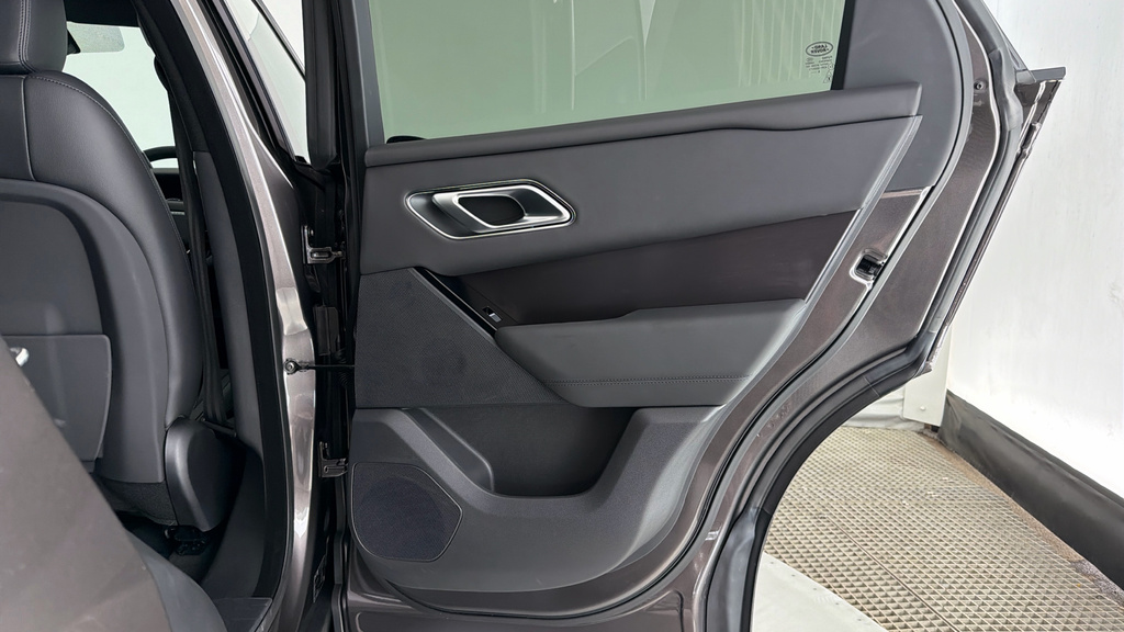 Land Rover Range Rover Velar Dynamic Se Black #34