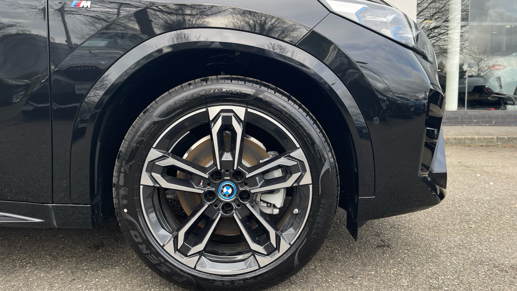 BMW iX2 150Kw Edrive20 M Sport 65Kwh Techpro Black #14
