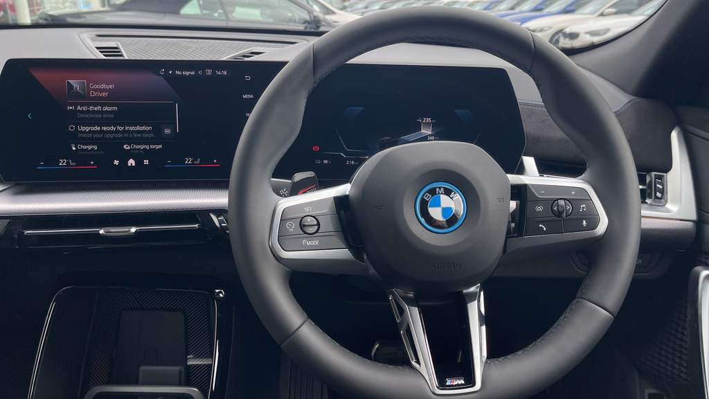 BMW iX2 30 66.5Kwh M Sport Xdrive 11Kw Charger Black #5