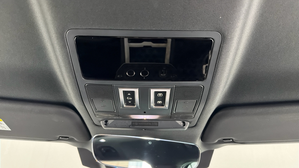 Land Rover Defender V8 Black #35