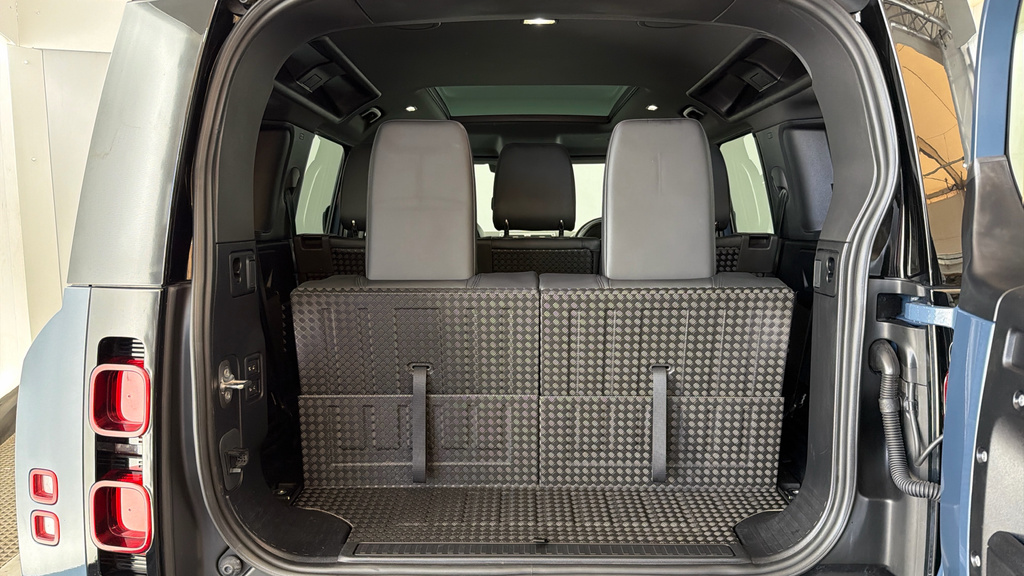 Land Rover Defender V8 Black #32